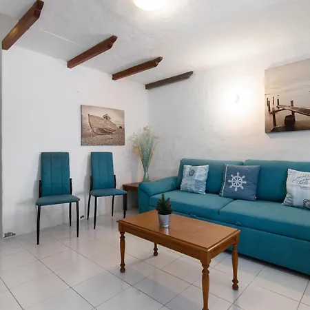Holiday home Faro De Sardina Frente Al Mar